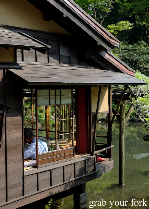 The teahouse on Hisagoike Pond at Kenrokuen Garden in Kanazawa, Japan
