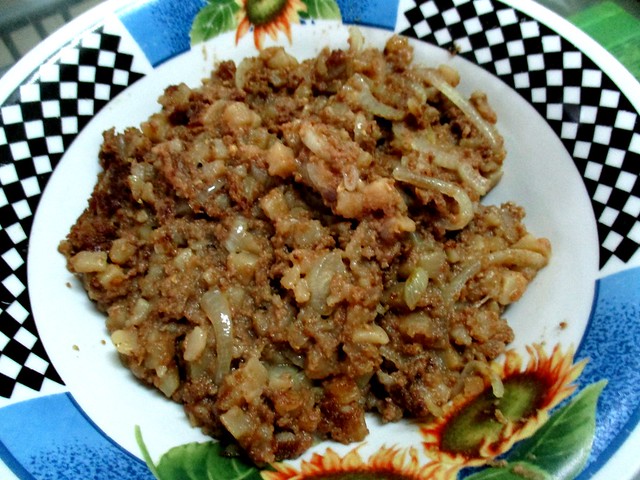 Roast beef hash with Bombay onions