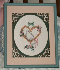 Country Goose in a Heart-Shaped Wreath