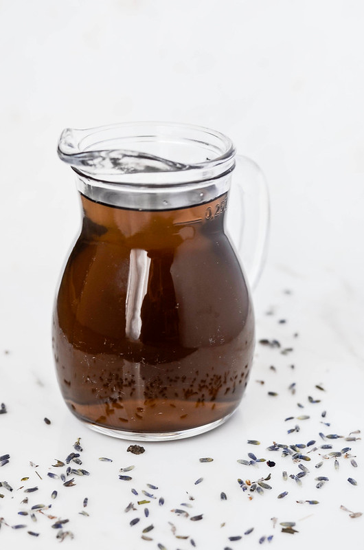 DIY Lavender Syrup | cookingalamel.com