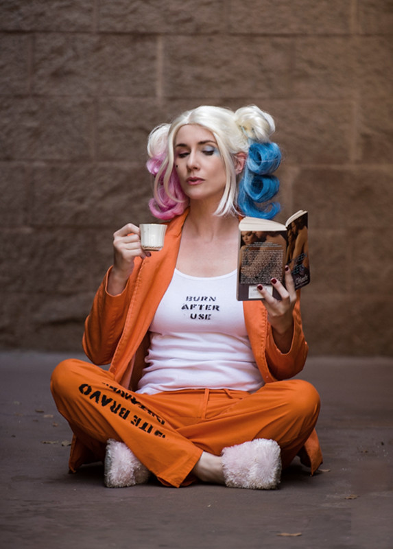  Harley  Quinn  Prison tea time Suicide Squad 2019 Long 