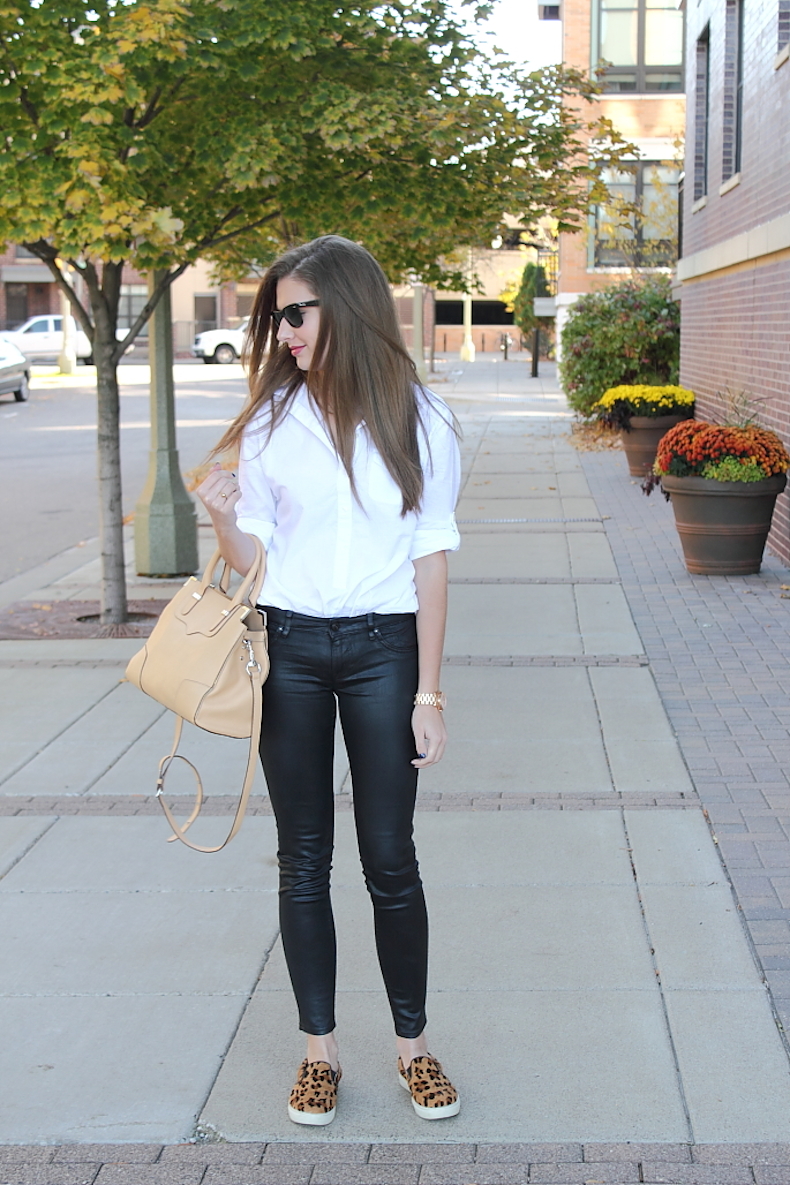 white-and-black-outfit-ideas