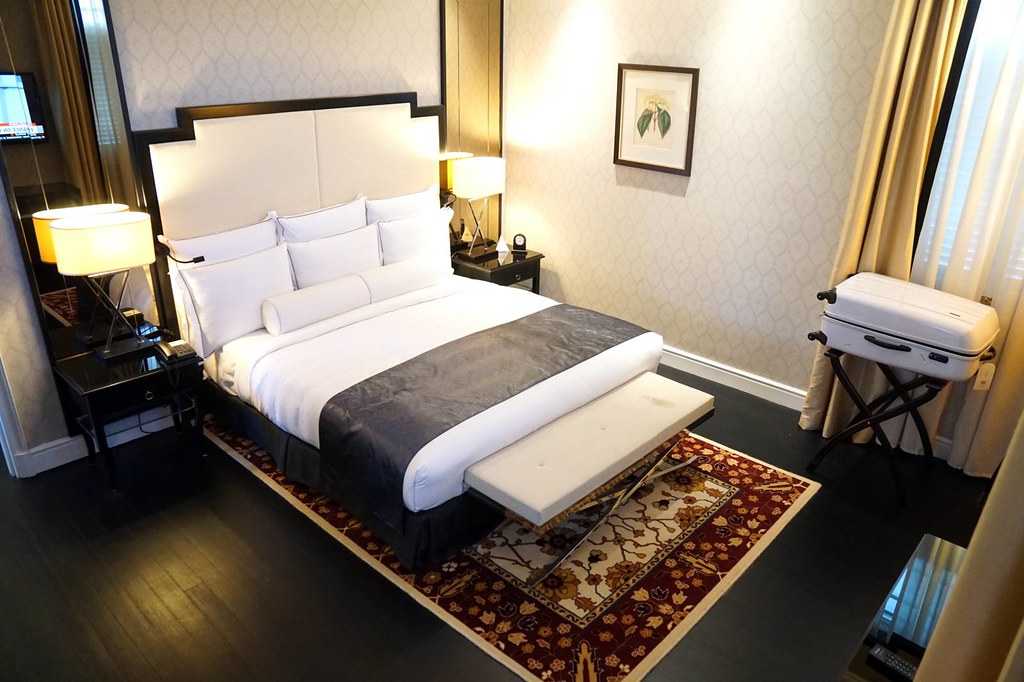 Staying at Majestic Hotel KL - the Governor Suite -001