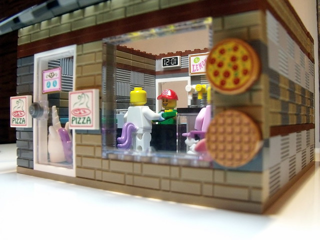 pizza hut lego truck