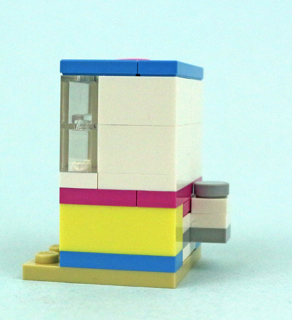 Review: 41366 Olivia's Cupcake Cafe | Brickset: LEGO set guide and 