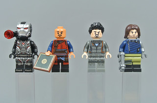 Review: 5005256 Marvel Super Heroes Minifigure Collection