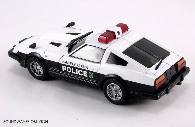 Transformers Masterpiece MP-17 Prowl Nissan Fairlady 280Z Police Car Vehicle Toy 