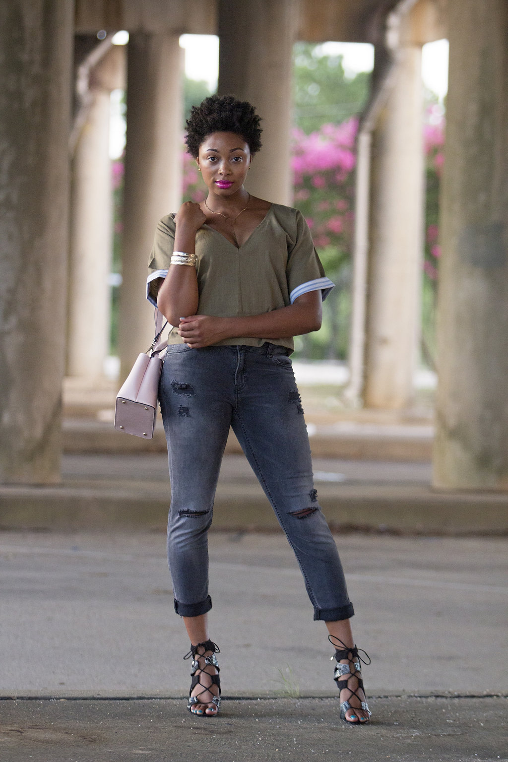how to style girlfriend jeans, baton rouge fashion