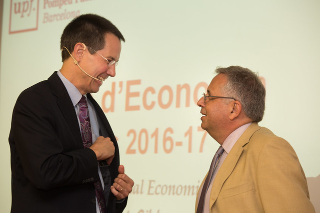 Lliçó inaugural d'Economía i entrega de premis i guardons de la Facultat 2016-2017