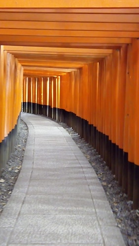 Luna de Miel por libre en Japon Octubre 2015 - Blogs de Japon - Día 5: parte (II), Kyoto, Fushimi Inari, onsen hotel y cena en Kyoto Station (9)