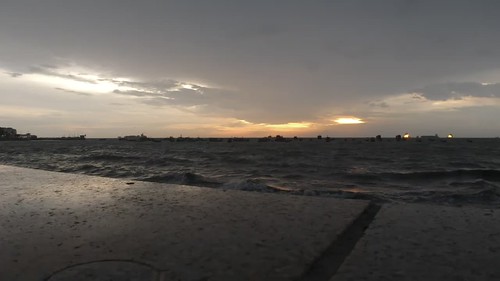 back-beach-sunset-timelapse