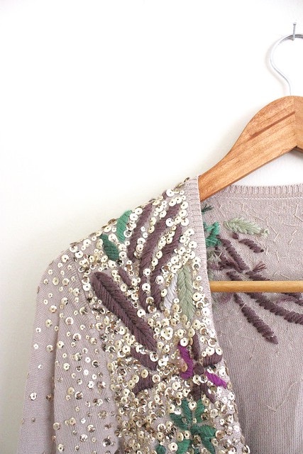 Cue & Emm embroidered sweater details