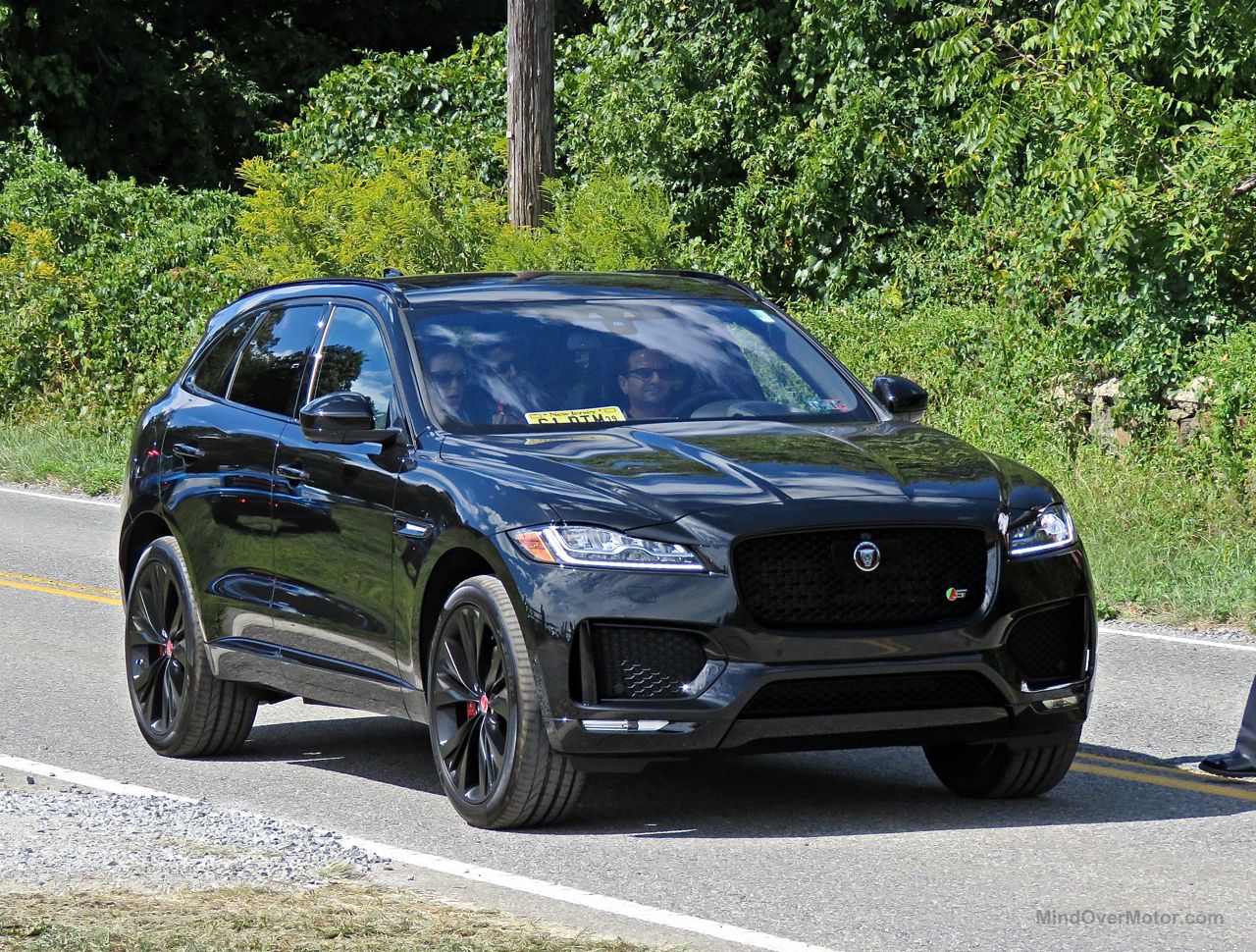 Jaguar f pace s