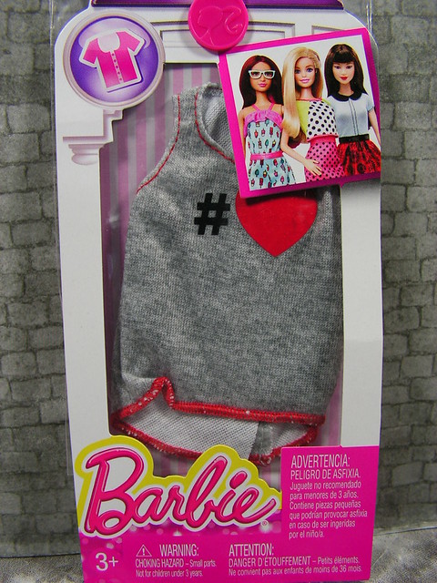 2015 Barbie Fashion DMB36