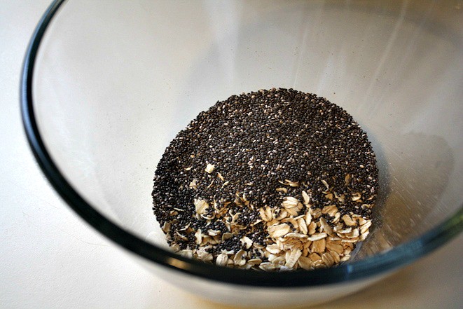 Chia Seed Oatmeal Breakfast Bowl