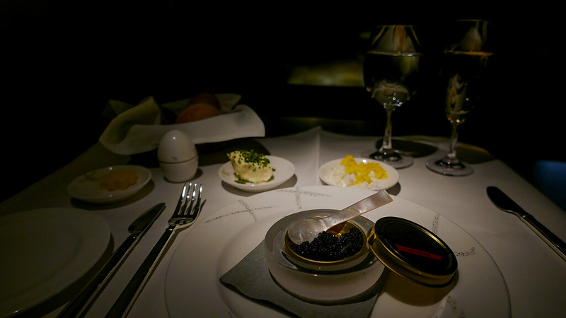 28192991433 29ee0d8009 c - REVIEW - Cathay Pacific : First Class - Hong Kong to London (B77W)
