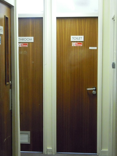Toilet and Bathroom!  International House, University of Westminster. From Study Abroad Guide to Accommodations in London