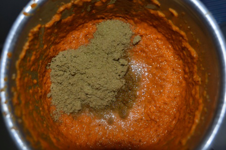 grind adding coriander