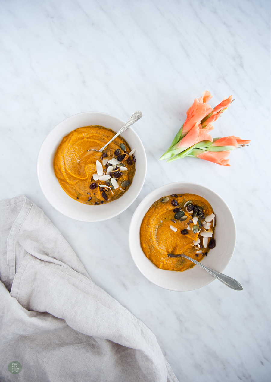 Roasted carrot pudding with almonds and cinnamon