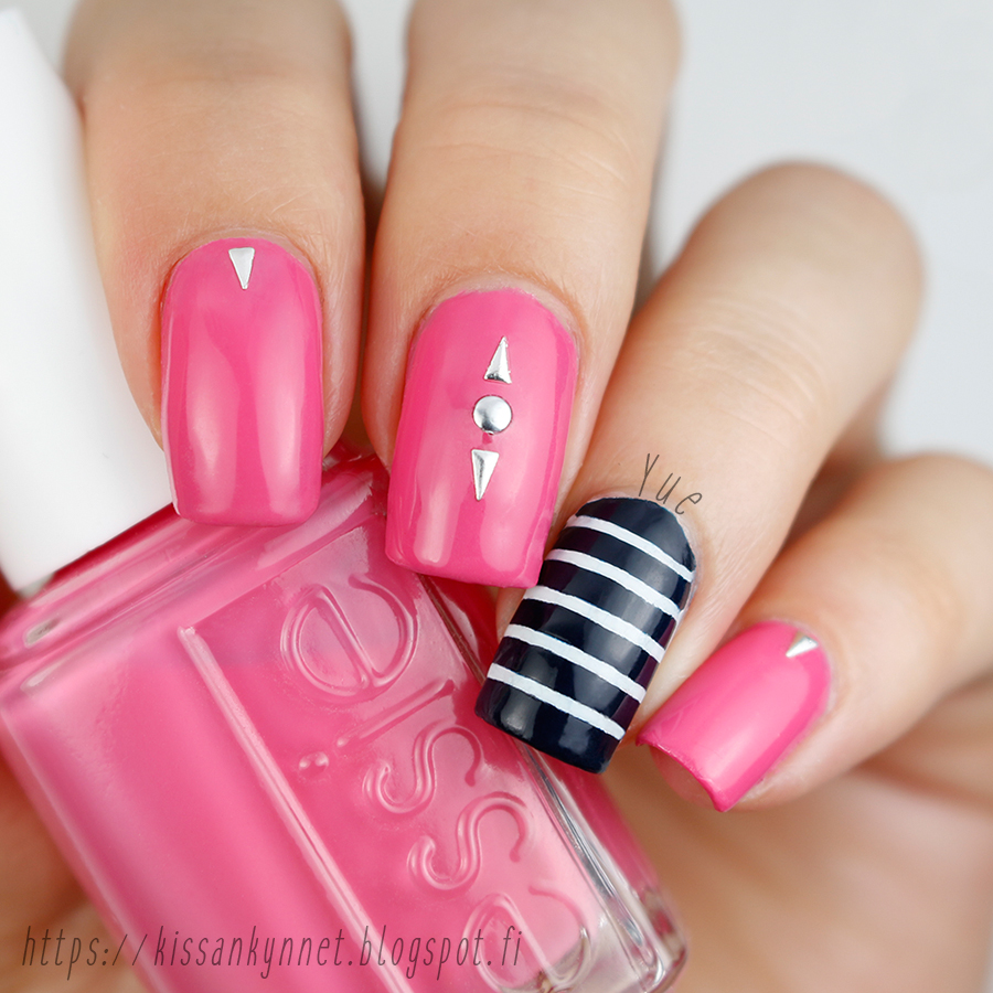 pink_stripes_nail_art_2